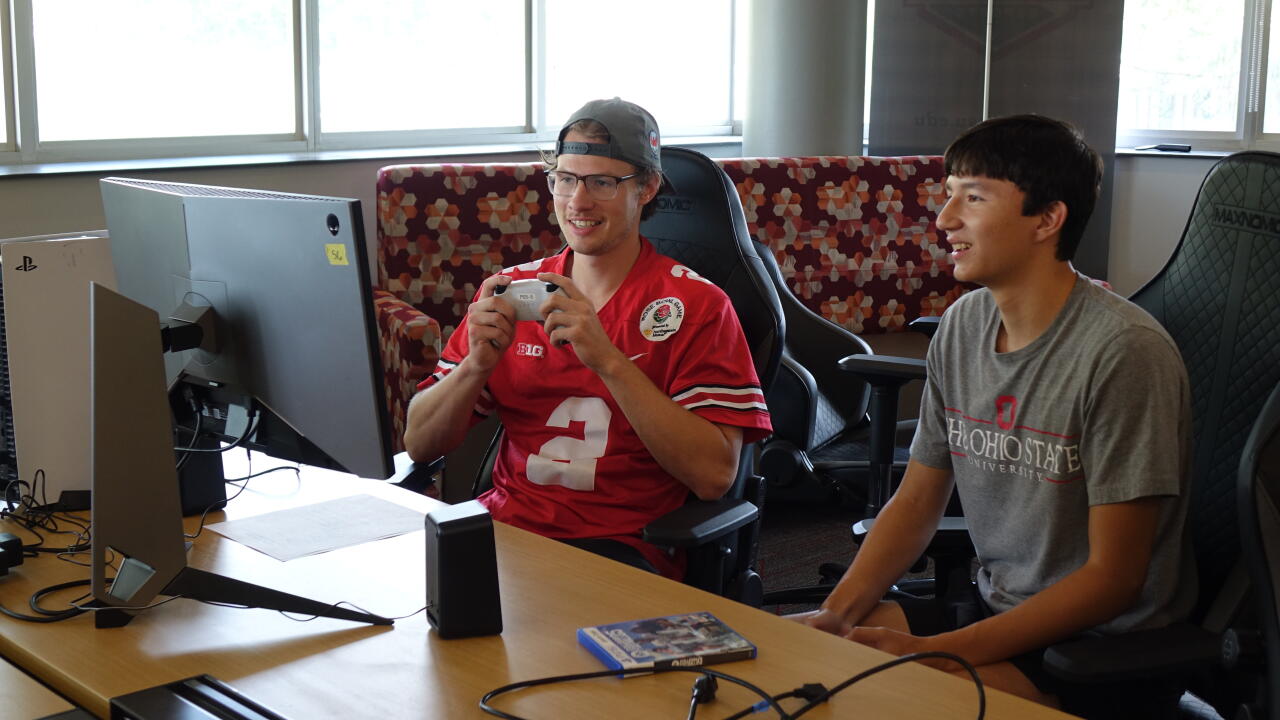 Lenovo College Football 7