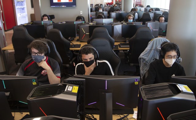 Premier League of Legends Tryouts