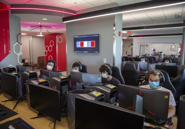 Premier League of Legends Tryouts