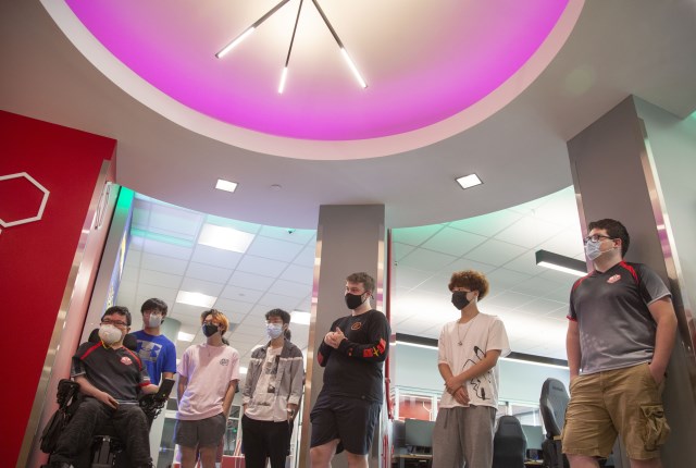 Premier League of Legends Tryouts