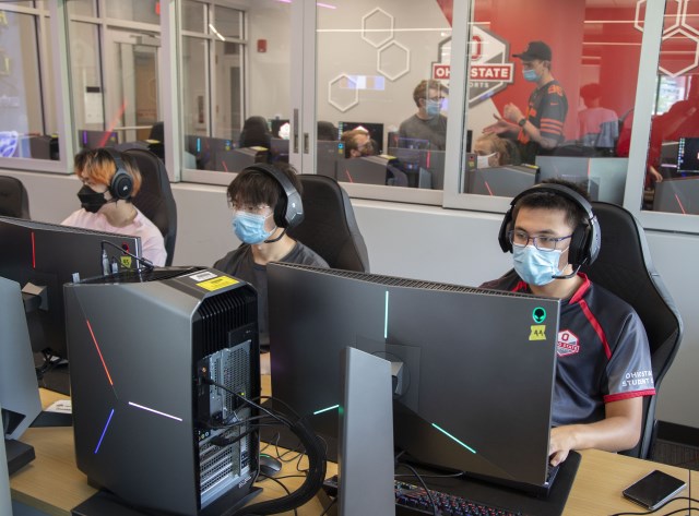 Premier League of Legends Tryouts