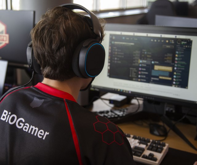 Premier League of Legends Tryouts